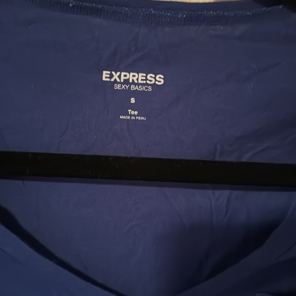 Sexy basics tee - Picture 2 of 4